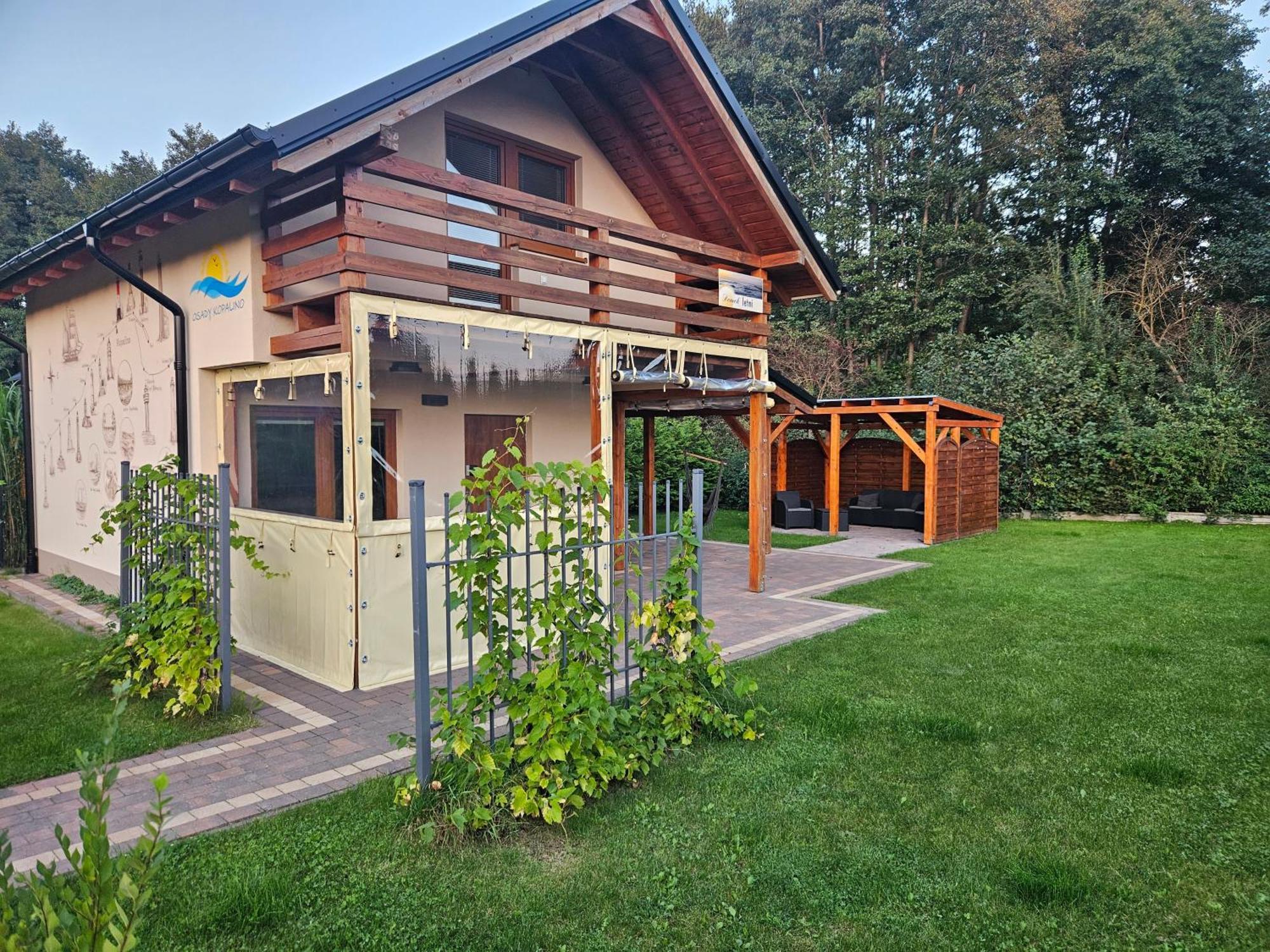 Osada Cztery Pory Roku - Dom Jesien Villa Kopalino Bagian luar foto