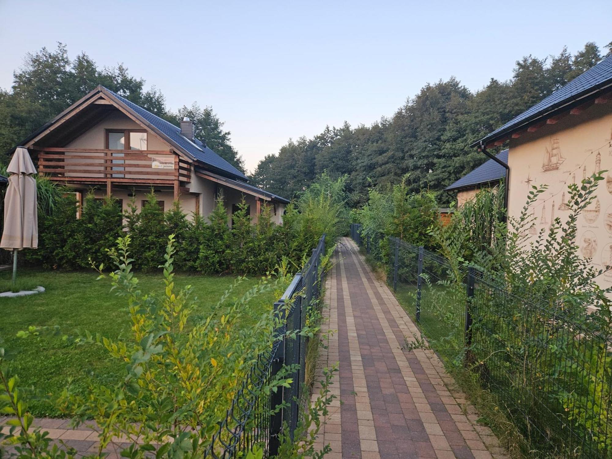 Osada Cztery Pory Roku - Dom Jesien Villa Kopalino Bagian luar foto